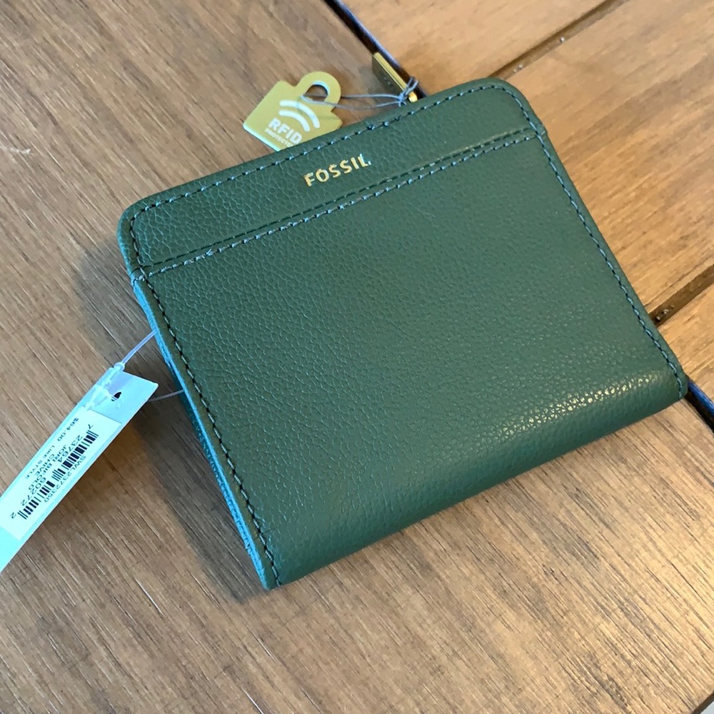 NWT Flossil wallet
